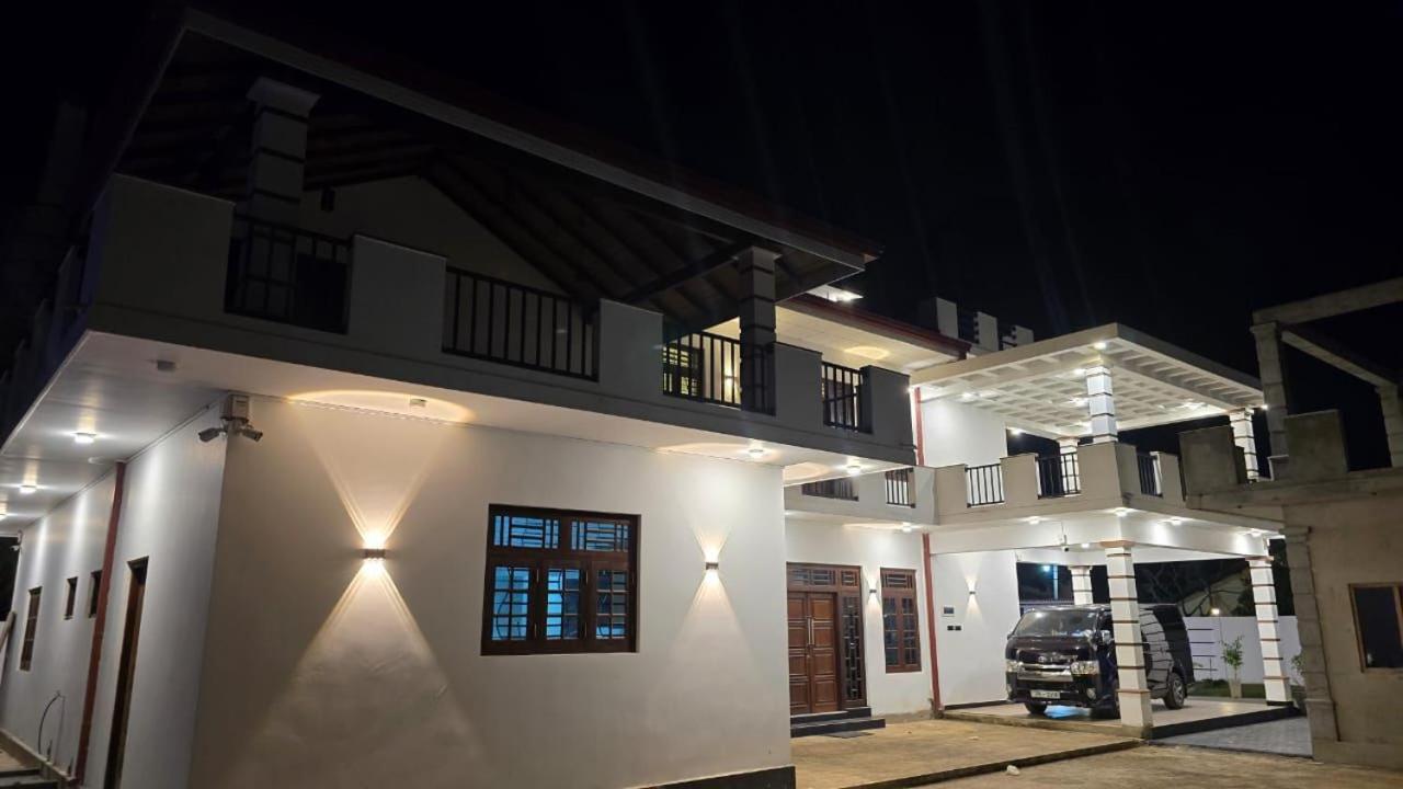 Tk Villas ปุตตาลัม ภายนอก รูปภาพ