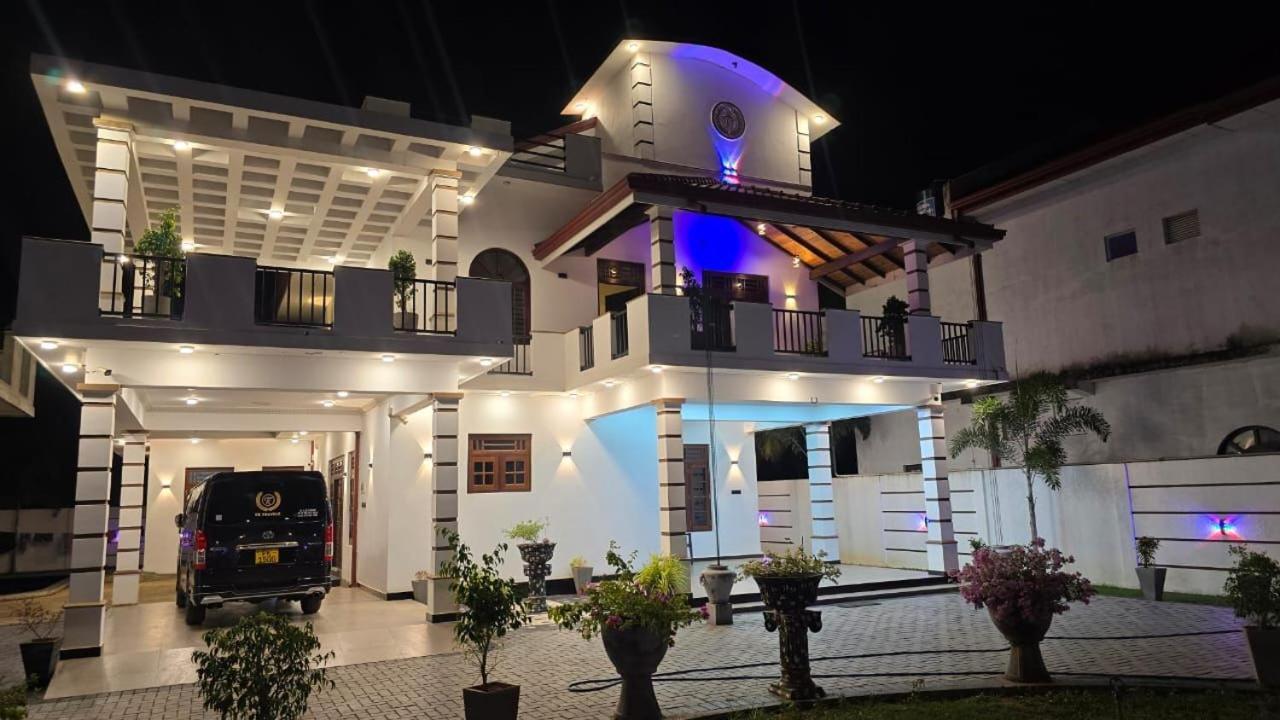 Tk Villas ปุตตาลัม ภายนอก รูปภาพ